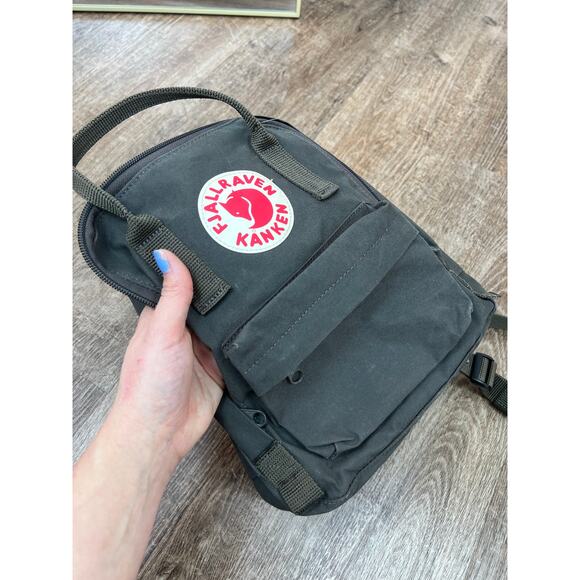 Fjallraven Kanken Backpack Gray - Picture 9 of 10